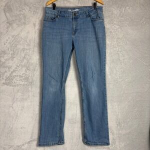 Wrangler Straight Leg Jeans Light Wash Denim 13/14 Minimalist Western Cowgirl